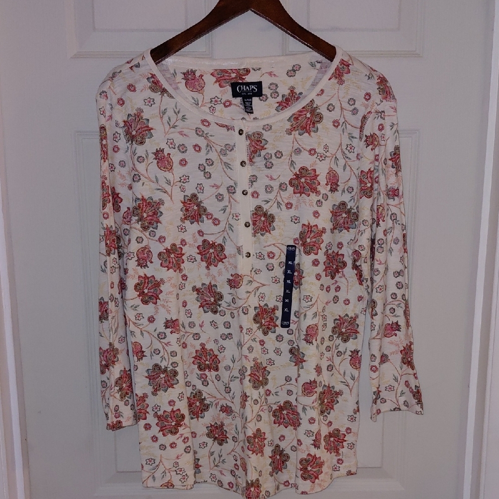 NWT Chaps Long Sleeve Top XL Jacobean Print 5 Button Neck, Soft, Pretty Colors!